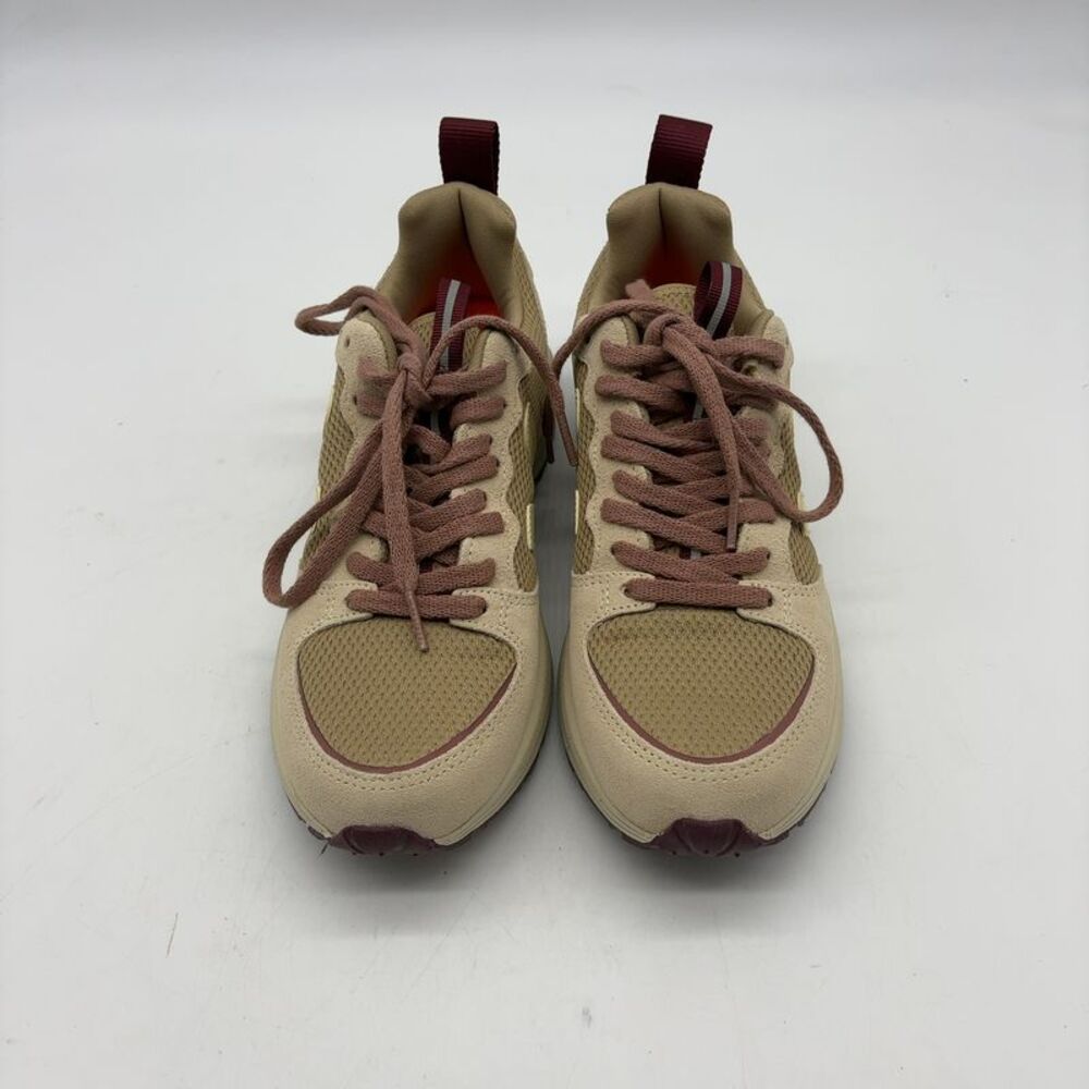 Veja Sneakers in Multicolor